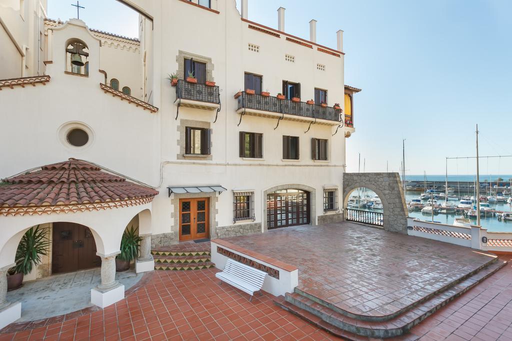 Arenyslux II Apartment Аренис де Мар Екстериор снимка
